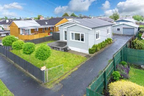 Photo of property in 21 Primrose Street, Frankton, Hamilton, 3204