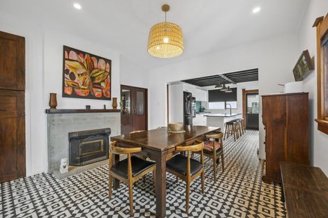 Photo of property in 33 Fitzroy Road, Fitzroy, New Plymouth, 4312