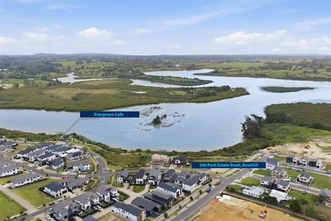 Photo of property in 240 Park Estate Road, Rosehill, Papakura, 2113