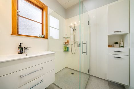 Photo of property in 43 Thornycroft Avenue, Epuni, Lower Hutt, 5011