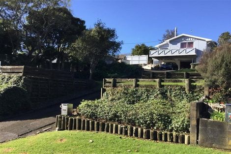 Photo of property in 37 Awanui Street, Merrilands, New Plymouth, 4312