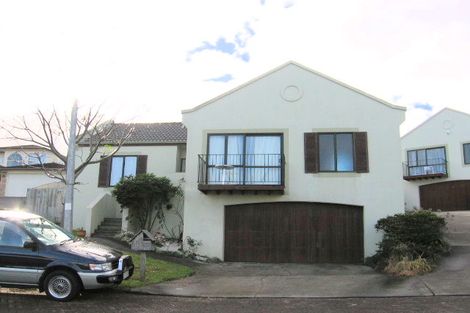 Photo of property in 10 Astelia Place, Goodwood Heights, Auckland, 2105