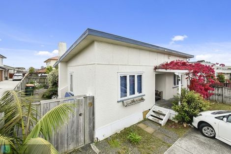 Photo of property in 11 Seddon Avenue, Papatoetoe, Auckland, 2104