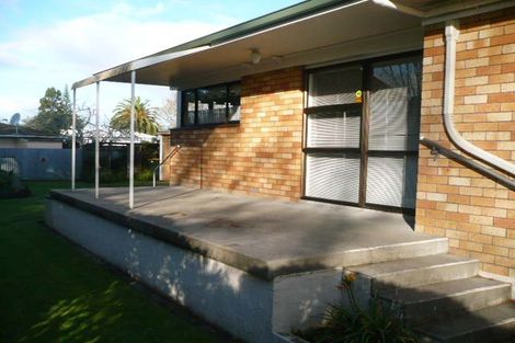 Photo of property in 16a Bledisloe Court, Pukekohe, 2120