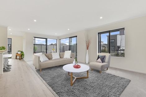 Photo of property in 9 Vincent Mcgrath Crescent, Swanson, Auckland, 0614