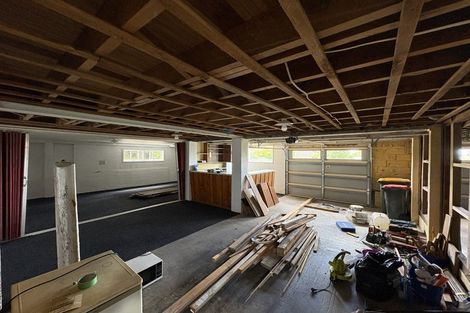 Photo of property in 54 Jaemont Avenue, Te Atatu South, Auckland, 0610