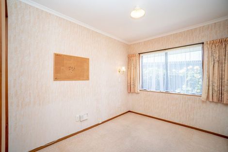 Photo of property in 5 Seville Court, Terrace End, Palmerston North, 4410