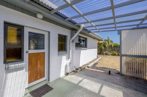 Photo of property in 868 Hokio Beach Road, Hokio Beach, Levin, 5571