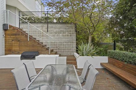 Photo of property in 33d Hackthorne Road, Cashmere, Christchurch, 8022