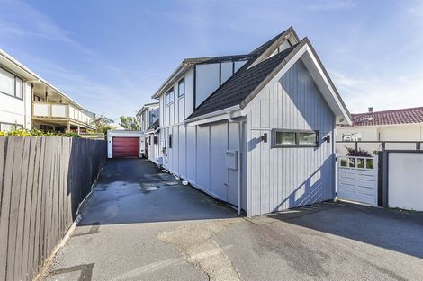 Photo of property in 20b Acheron Road, Paremata, Porirua, 5026