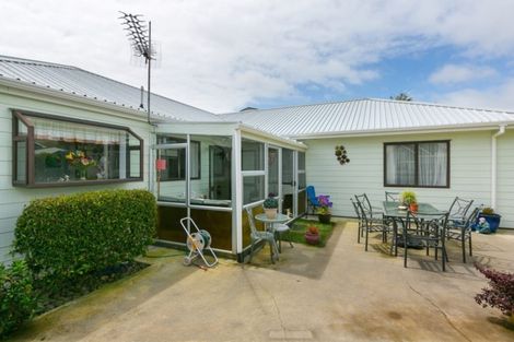 Photo of property in 6 Dillon Drive, Bell Block, New Plymouth, 4312