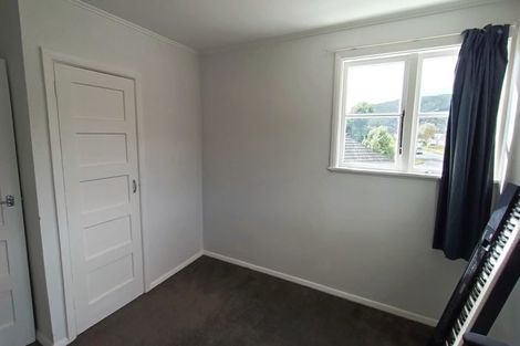 Photo of property in 227 Naenae Road, Naenae, Lower Hutt, 5011