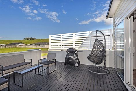 Photo of property in 30 Hamilton Drive, Wainui, Gisborne, 4010