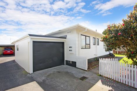 Photo of property in 1/6 Hatherley Place, Clendon Park, Auckland, 2103