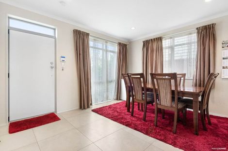 Photo of property in 110 Flat Bush School Road, Flat Bush, Auckland, 2019