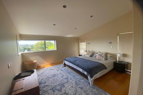 Photo of property in 210 Clovelly Road, Bucklands Beach, Auckland, 2012