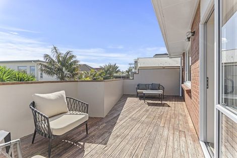 Photo of property in 15 Mclean Street, Strandon, New Plymouth, 4312