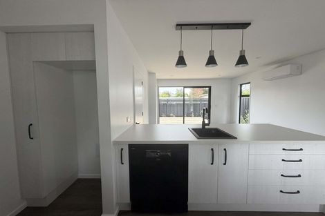 Photo of property in 3/37 Wildberry Street, Woolston, Christchurch, 8023
