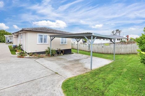 Photo of property in 5b Barbary Avenue, Kelston, Auckland, 0602