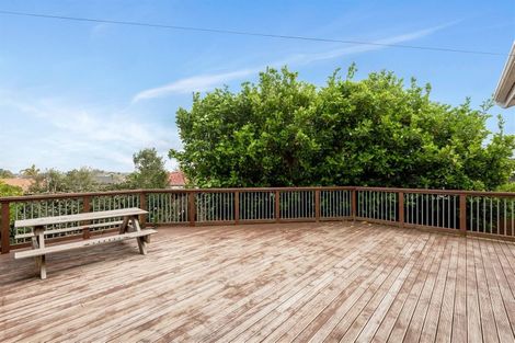 Photo of property in 23 Jandell Crescent, Bucklands Beach, Auckland, 2014