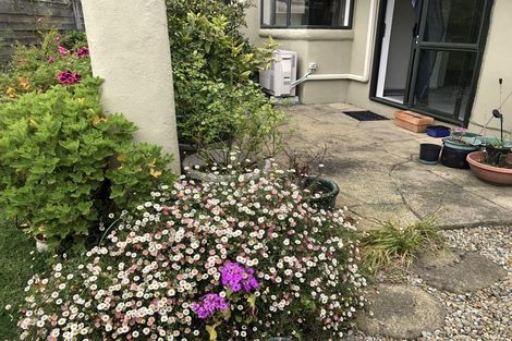 Photo of property in 105 Makarini Street, Paraparaumu, 5032