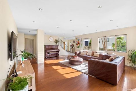 Photo of property in 78 Medallion Drive, Oteha, Auckland, 0632