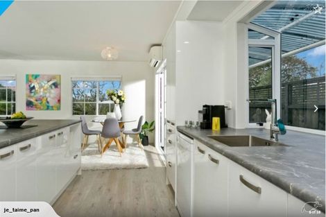 Photo of property in 1/5 Glamorgan Drive, Torbay, Auckland, 0630