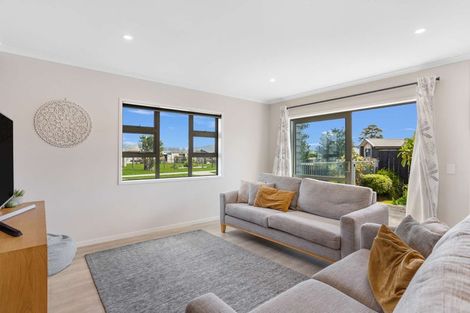 Photo of property in 139 Rangiora Crescent, Matarangi, Whitianga, 3592