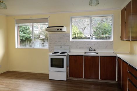 Photo of property in 9b Nevada Grove, Totara Park, Upper Hutt, 5018