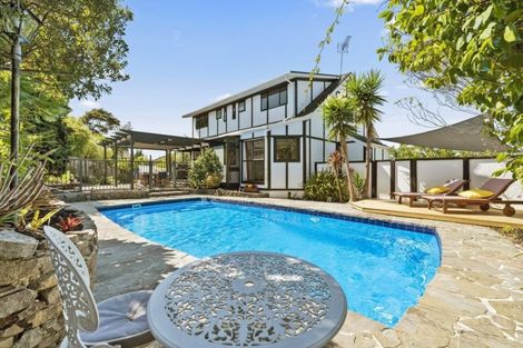 Photo of property in 201 Chelsea View Drive, Chatswood, Auckland, 0626