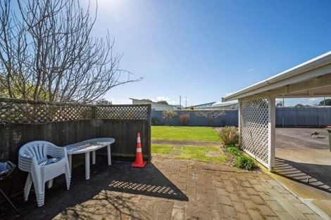 Photo of property in 25 Hunter Street, Hawera, 4610