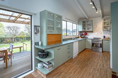 Photo of property in 13 Chamberlain Road, Masterton, 5810