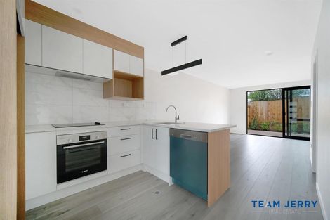 Photo of property in 7/24 Tomo Street, New Lynn, Auckland, 0600