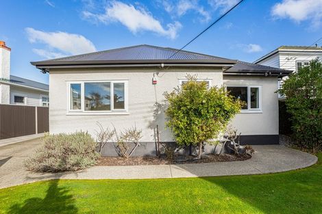 Photo of property in 11 Hathaway Avenue, Boulcott, Lower Hutt, 5010