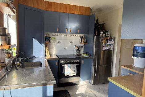 Photo of property in 24 Waimea Road, Waikanae Beach, Waikanae, 5036