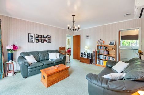 Photo of property in 1/17 Captain Scott Road, Glen Eden, Auckland, 0602