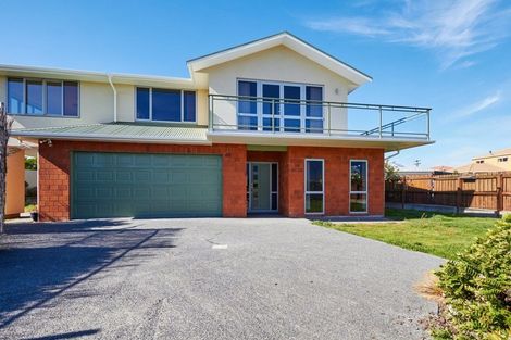 Photo of property in 9 Hawthorne Road, Kaikoura, 7300