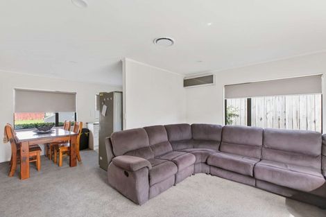 Photo of property in 5 Margarita Rise, Pukekohe, 2120