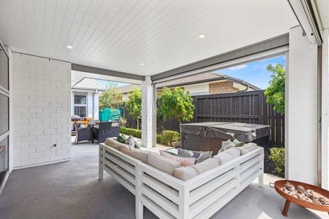 Photo of property in 21 Kahuparere Crescent, Pyes Pa, Tauranga, 3112