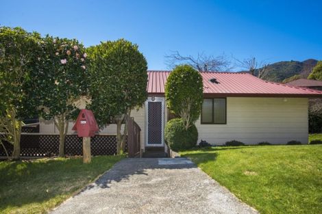 Photo of property in 3 Webster Place, Picton, 7220