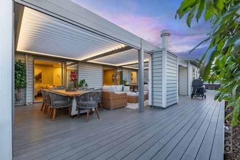 Photo of property in 11 Parlane Drive, Huapai, Kumeu, 0810