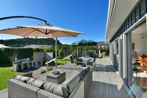 Photo of property in 962 Kahikatea Flat Road, Waitoki, Kaukapakapa, 0871