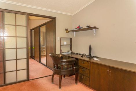 Photo of property in 8 Chamberlain Street, Dannevirke, 4930