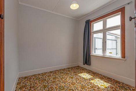 Photo of property in 77 Shamrock Street, Takaro, Palmerston North, 4412