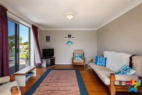 Photo of property in 16 Tatai Road, Bowentown, Waihi Beach, 3177