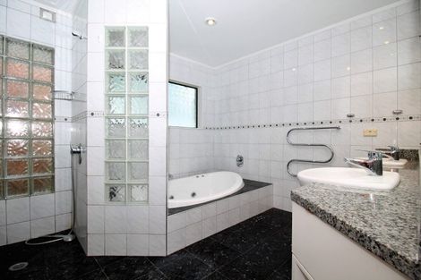 Photo of property in 81 Pararekau Road, Karaka, Papakura, 2580