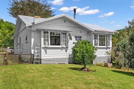 Photo of property in 83 Ross Road, Parua Bay, Onerahi, 0192