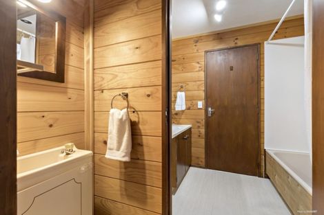 Photo of property in 132 Old Porirua Road, Ngaio, Wellington, 6035