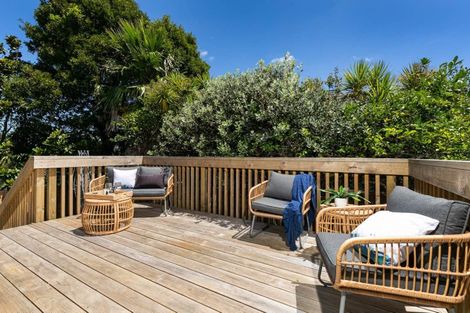 Photo of property in 826 Beach Road, Browns Bay, Auckland, 0630