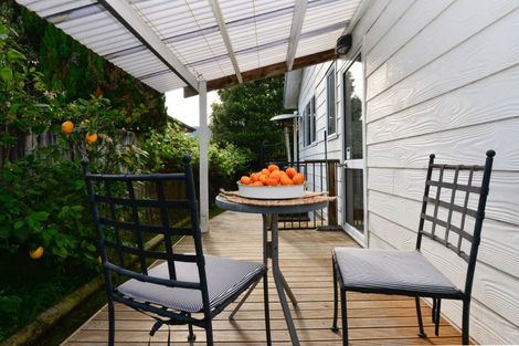 Photo of property in 92 Rimu Street, Maeroa, Hamilton, 3200